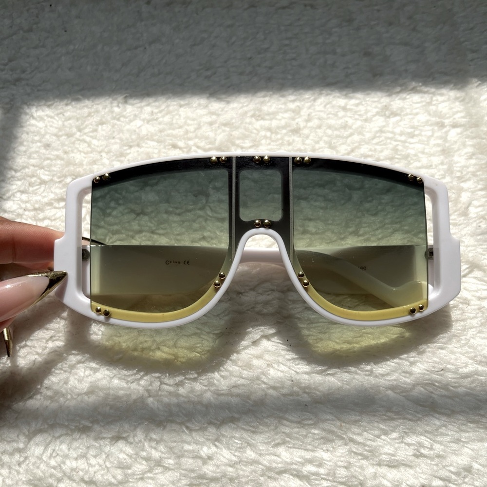 Green Ombré Lens Fashion Sunnies